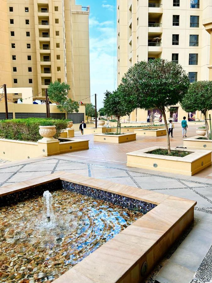 Appartement Jewellery Homes In Amwaj 4 With Direct Access Dubai