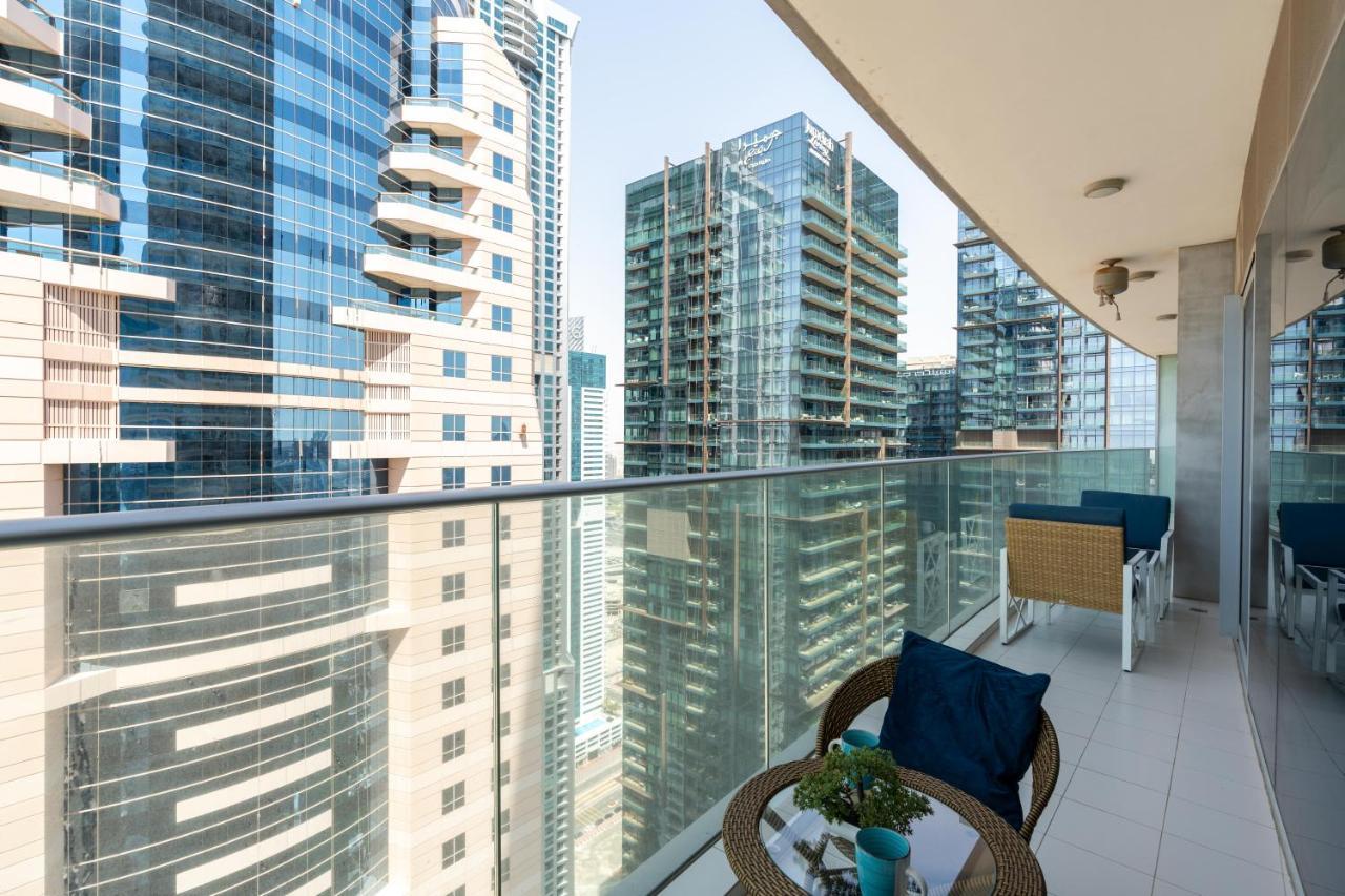 Apartemen White Sage - Fendi With Full Palm Jumeirah View *