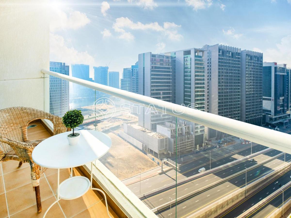 Canal View - Burj Al Najoom-l15 - Near Mall Lägenhet *