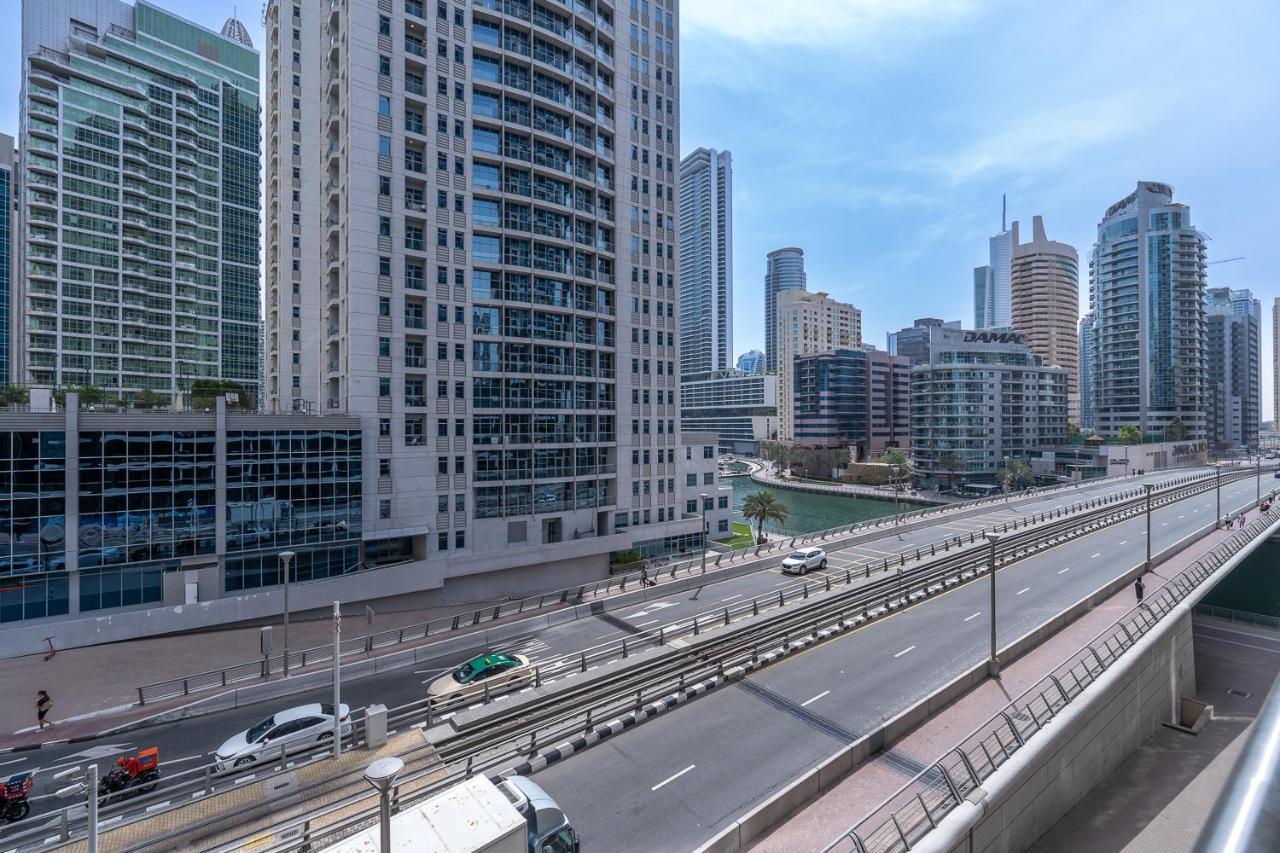 Elegant Studio Sparkle Tower Jbr By Suiteable * Dubái