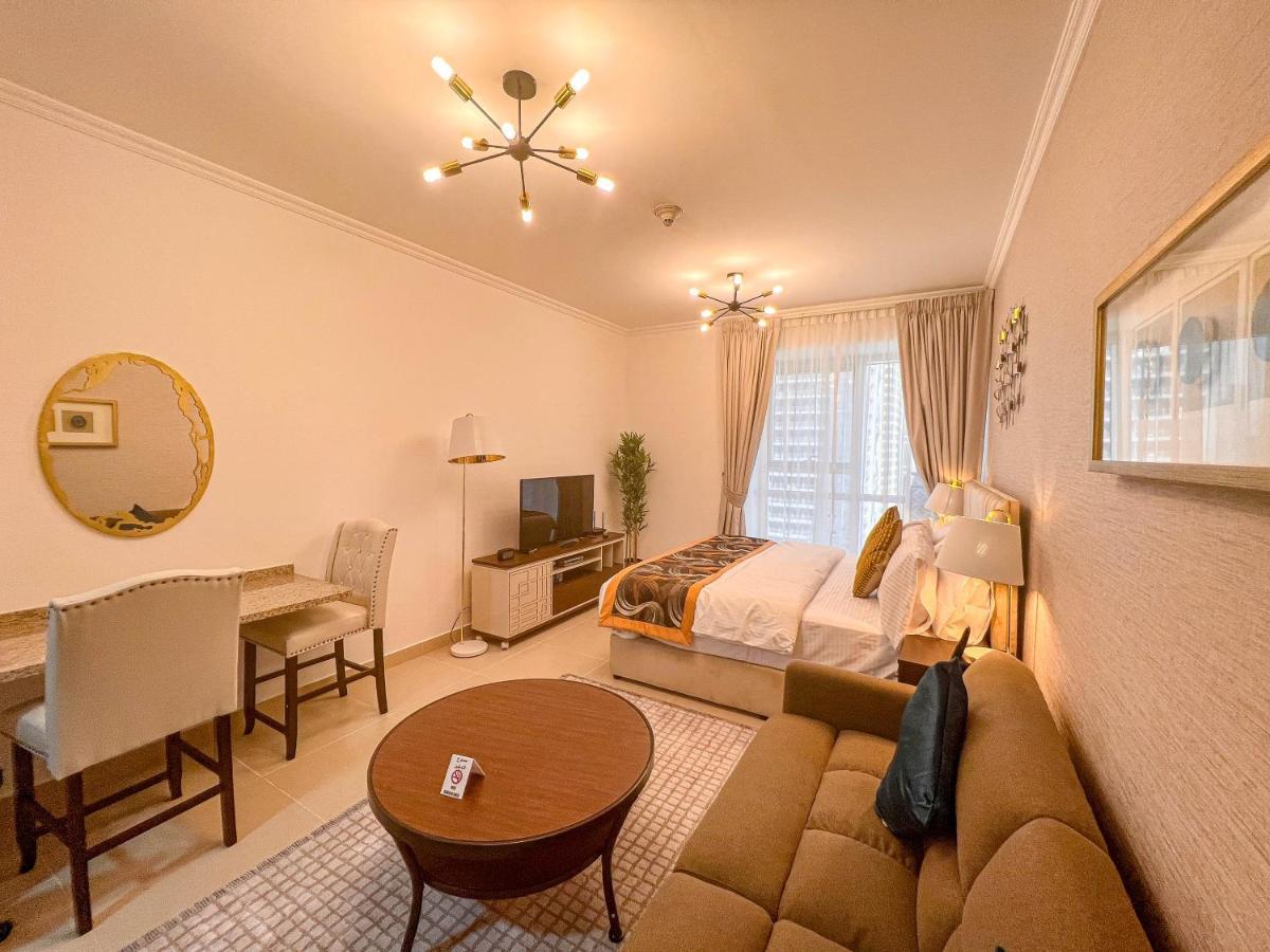 Cosmos Living Luxurious Near Metro Appartement