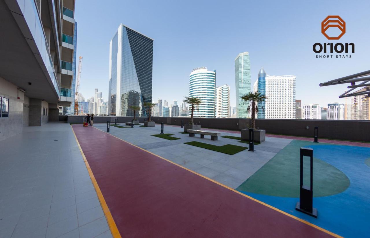 11th Floor Studio, Balcony With Canal And View, Close To Mall And Burj Khalifa, Jacuzzi, Pool, Kids Area, 24hr Gym, Free Indoor Parking, Wifi, Fully Furnished Apartment, Tv With Streaming, New Building Appartement *
