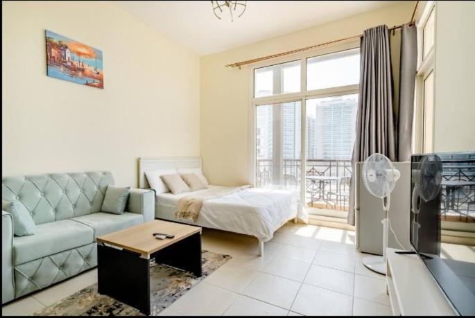 Apartamento La Fontana Building Arjan Al Barsha South