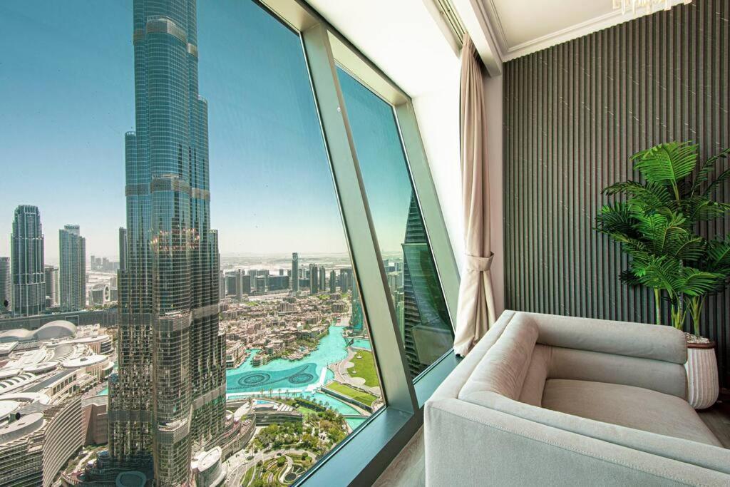 Magnificent New 3 Bedroom With Stunning View To Burj Khalifa & Fountain View Dubai