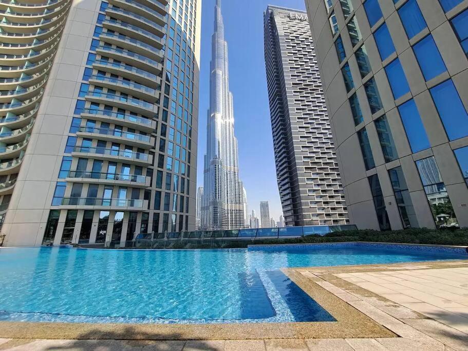 Apartment Magnificent New 3 Bedroom With Stunning View To Burj Khalifa & Fountain View *