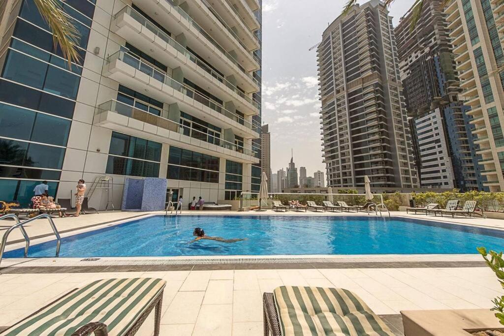 Apartemen Beautiful 1br At Botanica Tower With Sunset View Marina