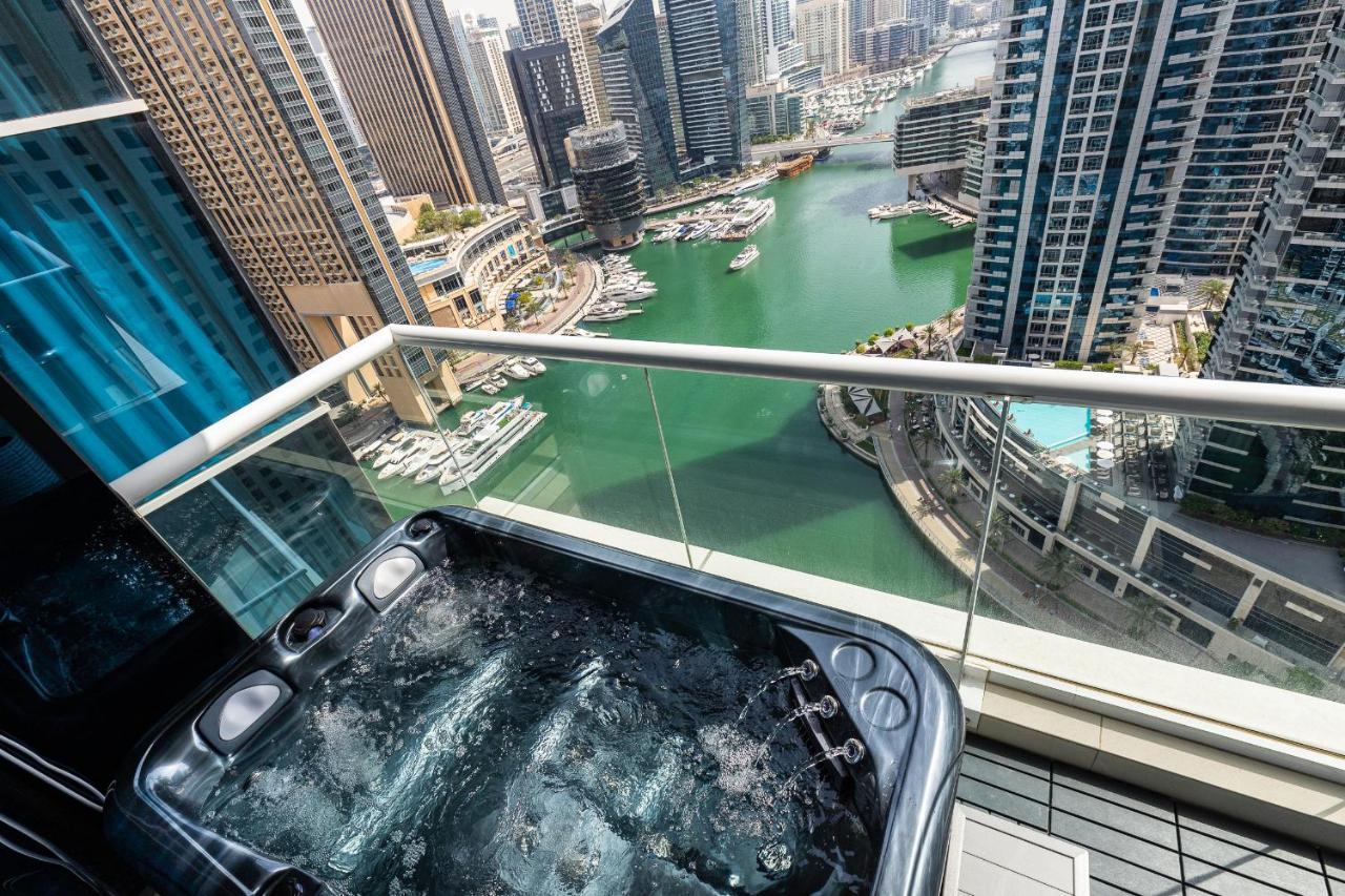 Exclusive Marina With Private Jacuzzi Dubaï