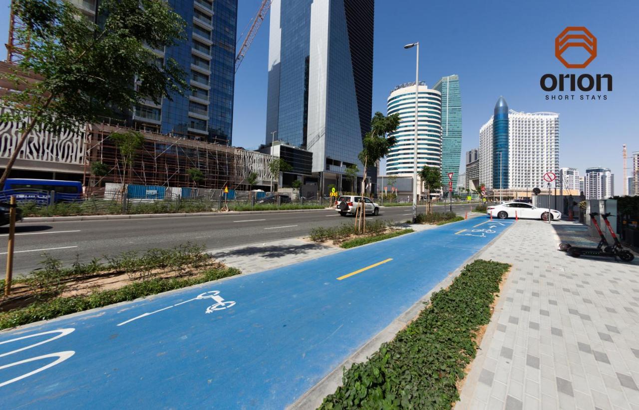 Canal View Studio: Mall Proximity & Luxury Amenities Apartamento *