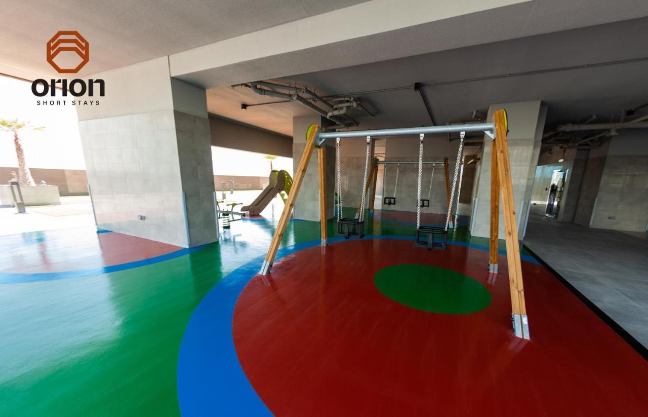 11th Floor Studio, Balcony With Canal And View, Close To Mall And Burj Khalifa, Jacuzzi, Pool, Kids Area, 24hr Gym, Free Indoor Parking, Wifi, Fully Furnished Apartment, Tv With Streaming, New Building Appartement *
