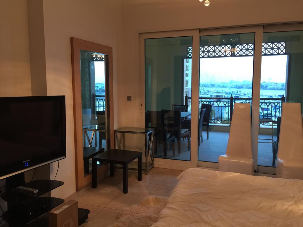 Yanjoon Homes - Palm Jumeirah Marina Appartement