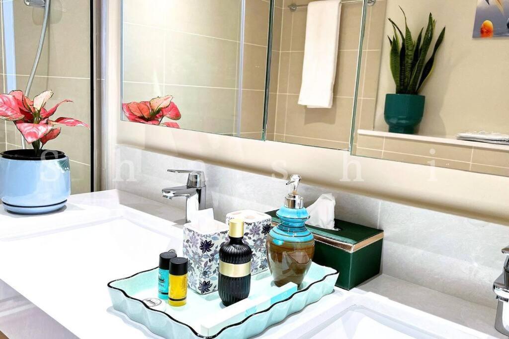 The Shrashi Suites, Creek Harbour - Paradise On The Island With Skyline & Burj Khaleefa View Dubaï