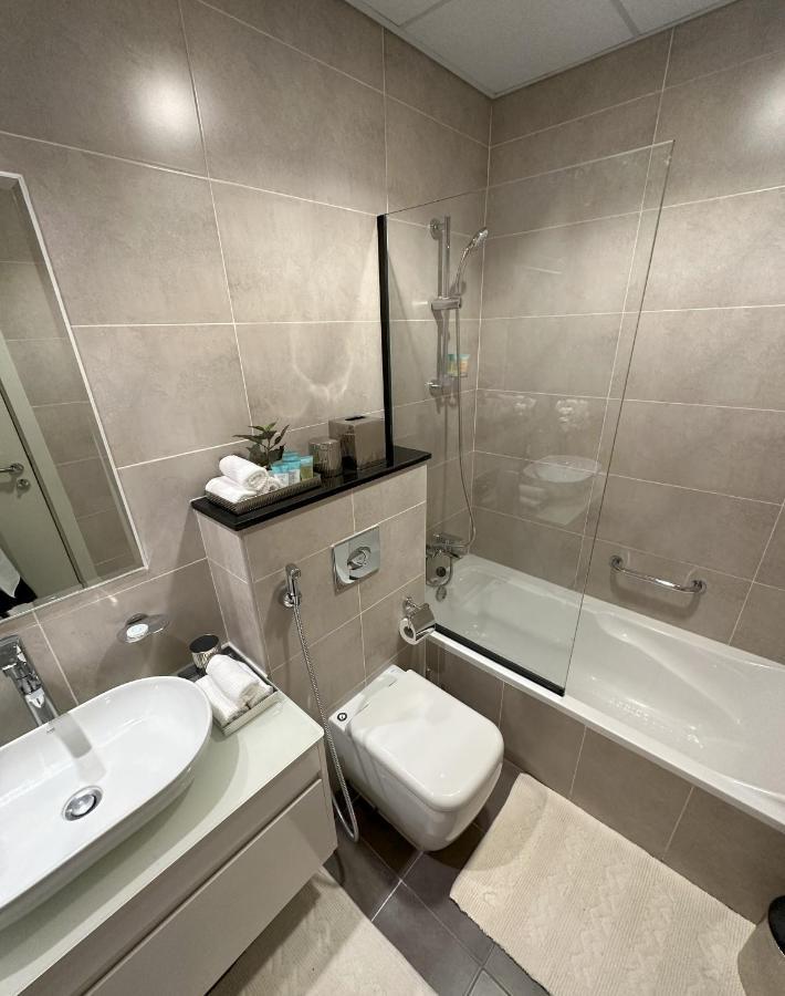 Tranquil In Damac Hills Apartament Dubai