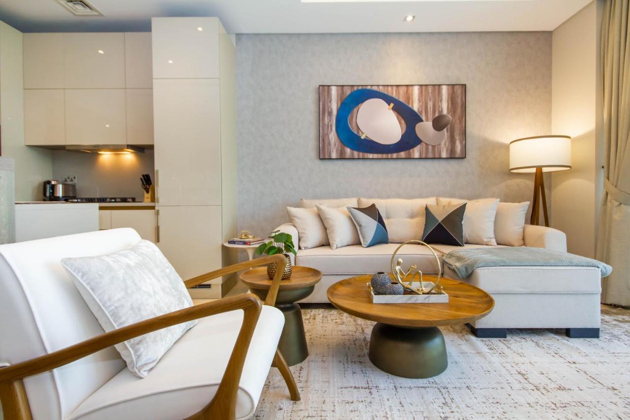 Apartamento Bespoke Homes - Palm Jumeirah- 2 Bedroom Sea View With Pool & Access, The 8 Dubái