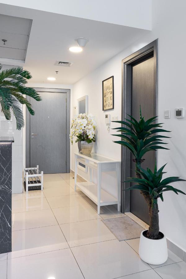 Exclusive Marina With Private Jacuzzi 1br *