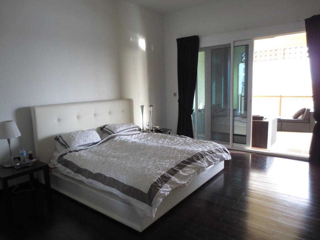 Yanjoon Homes - Palm Jumeirah Marina Dubaï