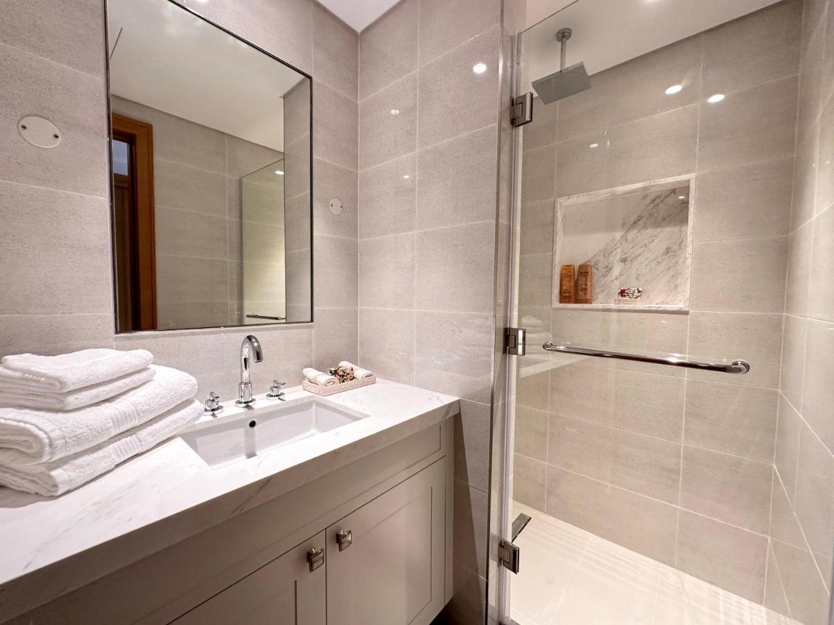 Opera Grand By Luxstay Homes Apartamento Dubái