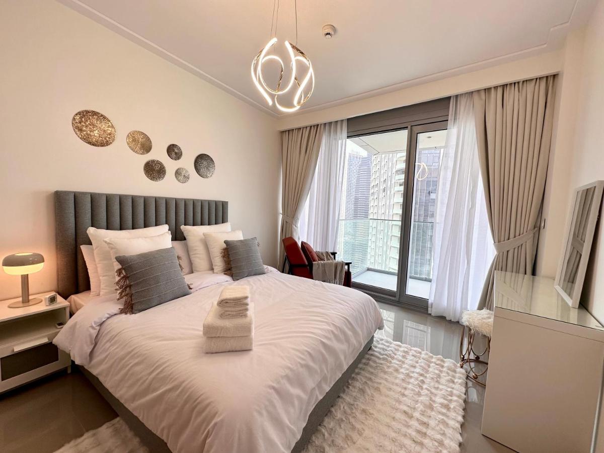 Opera Grand By Luxstay Homes Dubái
