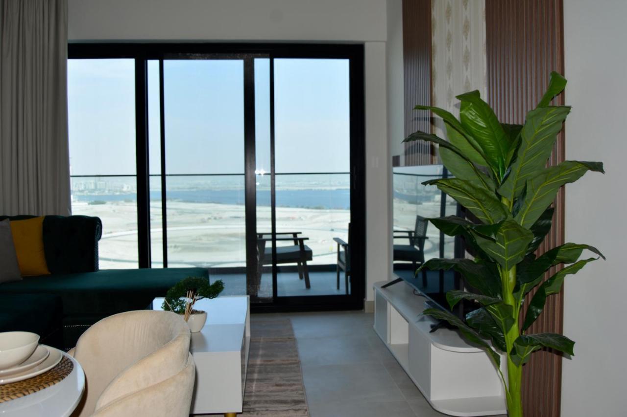 Luxurious Smart * Dubai
