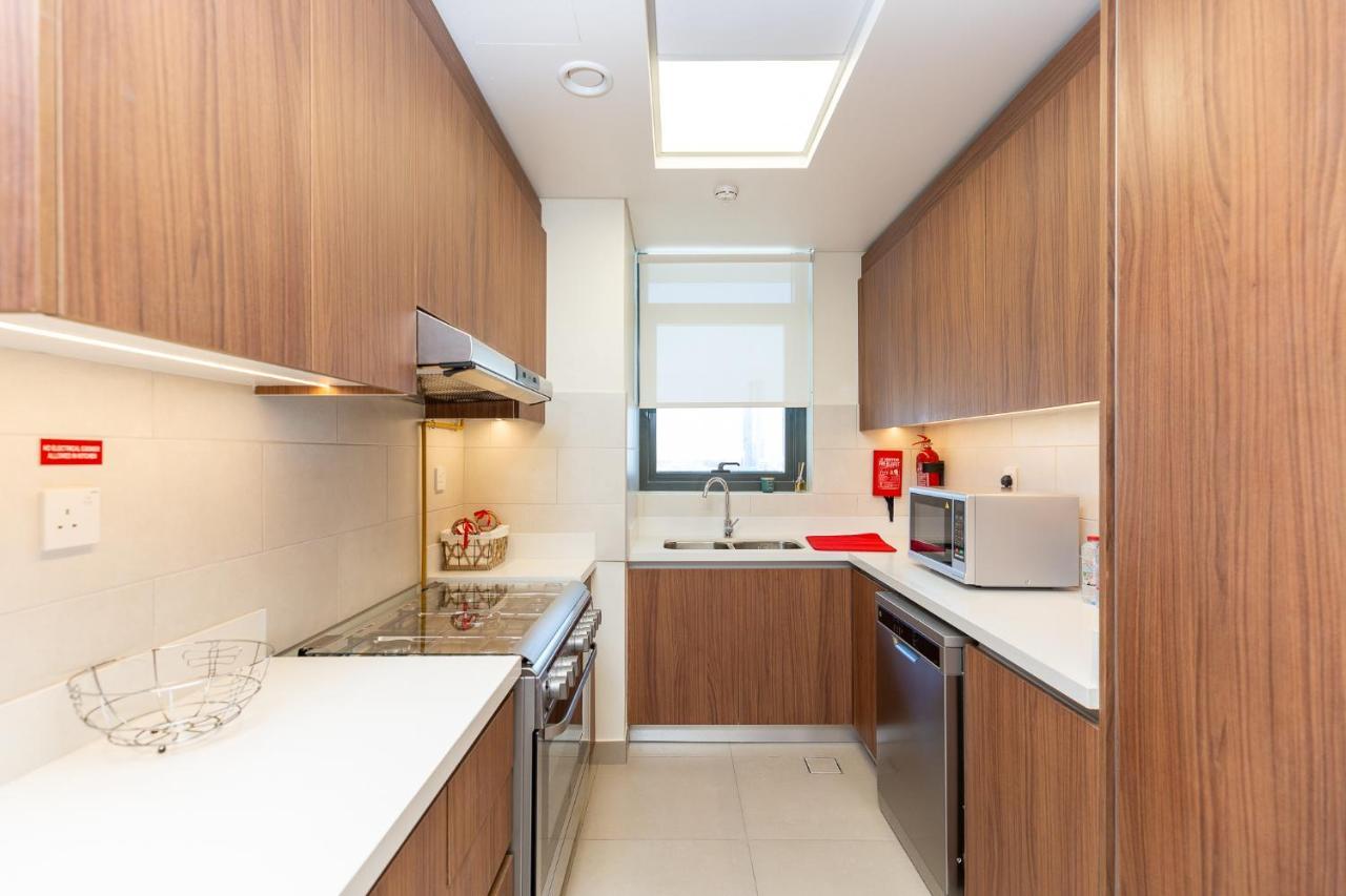 Apartemen Amazing Deal! Stunning 3br With Huge Terrace - Jvt