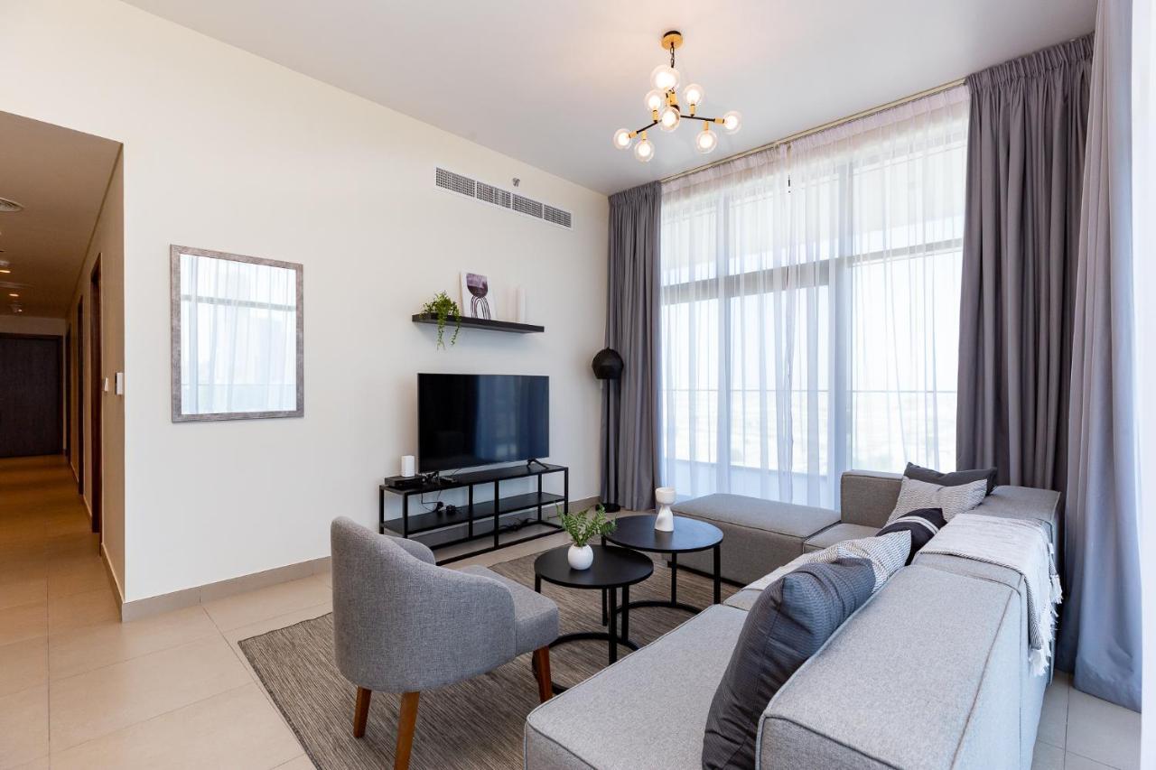 Apartemen Amazing Deal! Stunning 3br With Huge Terrace - Jvt