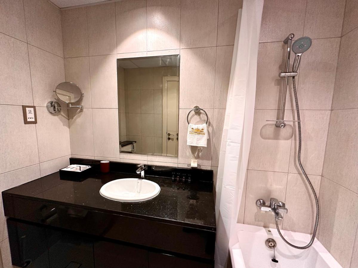 Luxbnb Ghalia J V C *