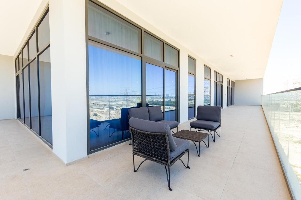 Amazing Deal! Stunning 3br With Huge Terrace - Jvt * Dubái