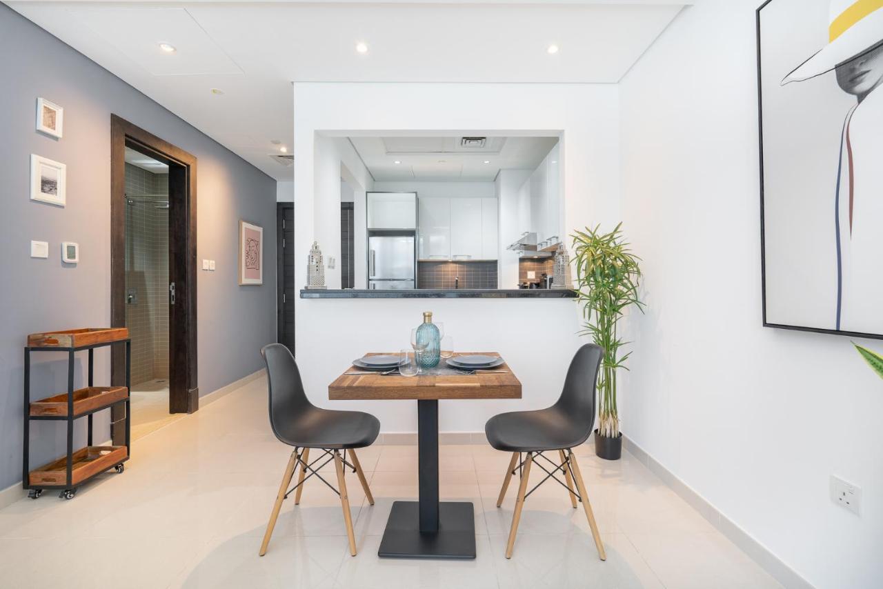 Prime Stylish With Marina Views