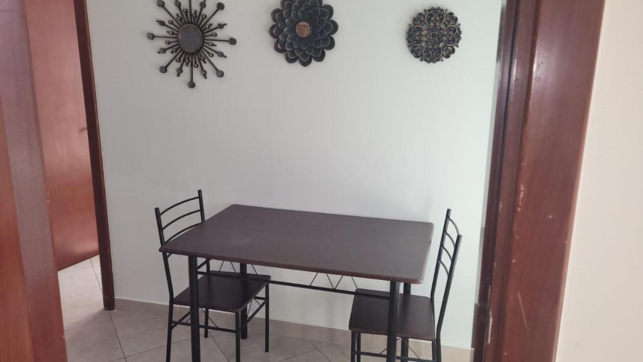 Apartment Cozy 2bhk Near To Dmcc Metro Station -505 *