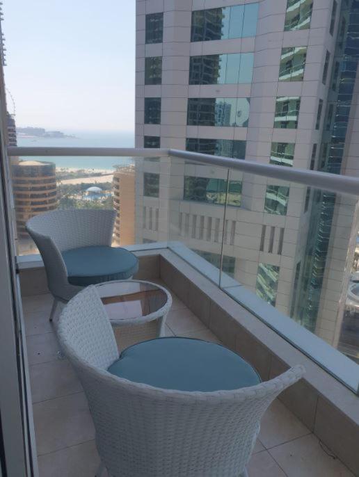 Nasma Luxury - Marina-view Oasis With Balcony Steps From The Sea