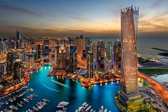 Luxury Iconic Cayan Tower - Free 5 Star Access! Apartamento *