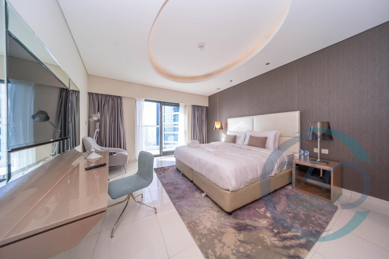 Apartemen 2 Br In Damac Paramount *