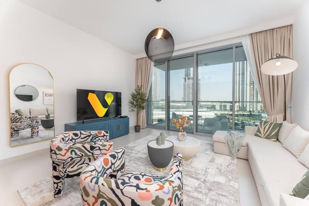 Vogue Waterfront Living - The Grand Creek Harbour