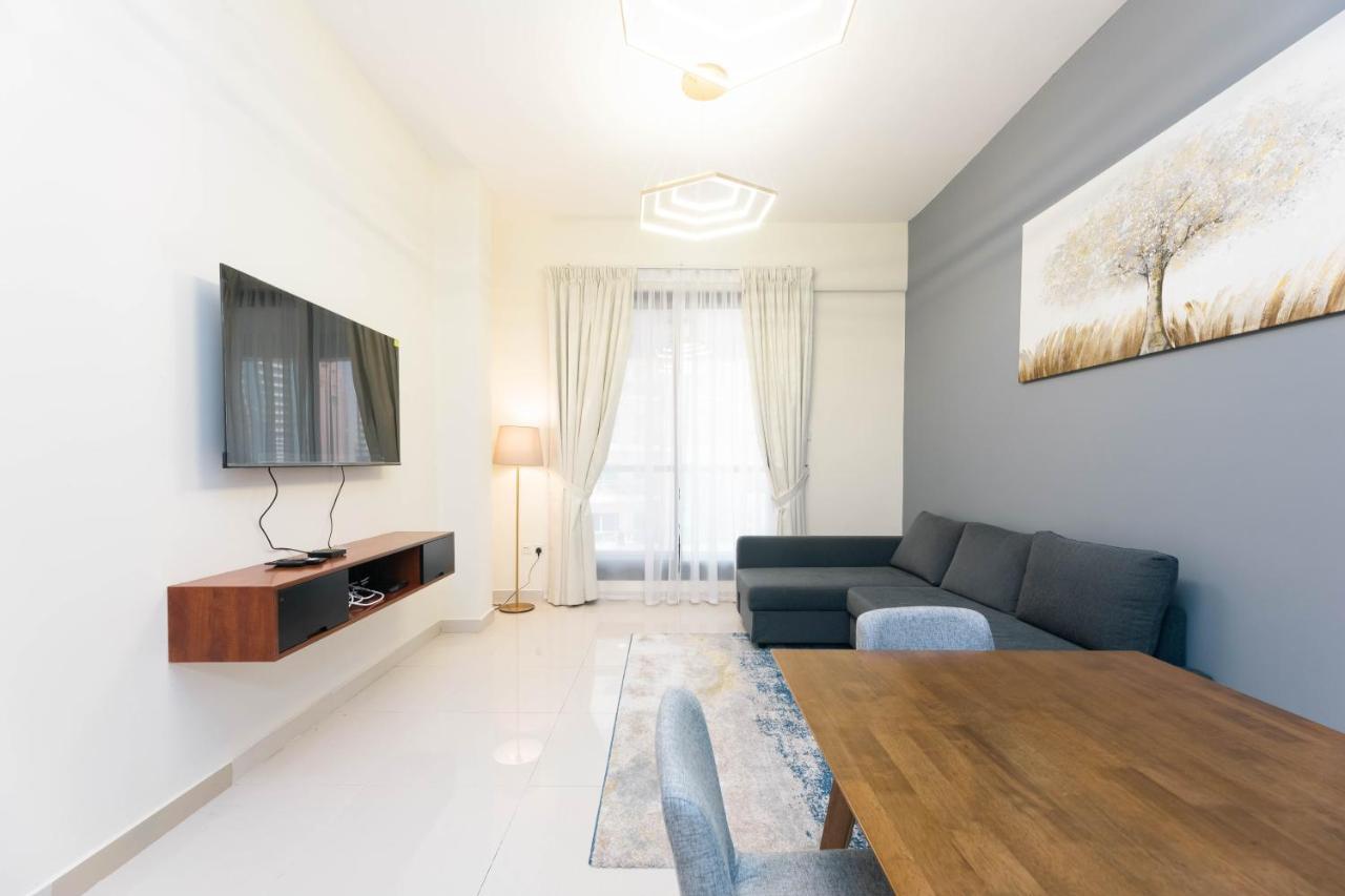 Urban Caves - Modern Steps From The Walk Jbr Holiday home Dubai