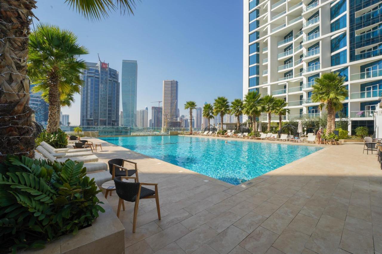 Appartement Aliving Stylish With Partial Burj & Canal Views- Prive , Business Bay 713 *
