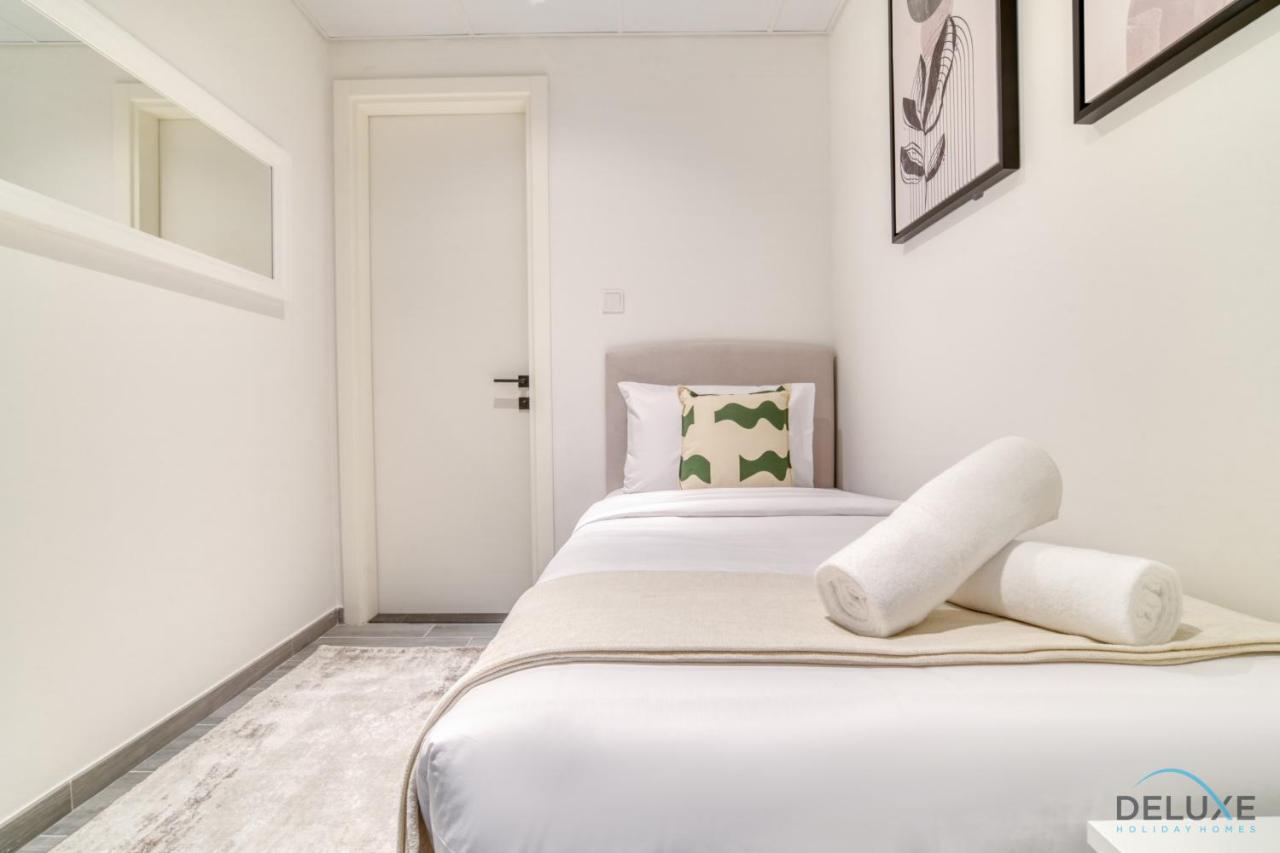 Refined 2br With Assistant At Mesk 1 Midtown Production By Deluxe Homes Appartement *