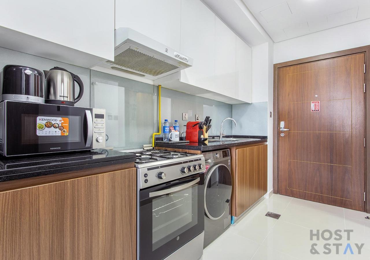 Host And - Luxury In Orchid, Damac Hills With Premium Amenities Apartment Dubai