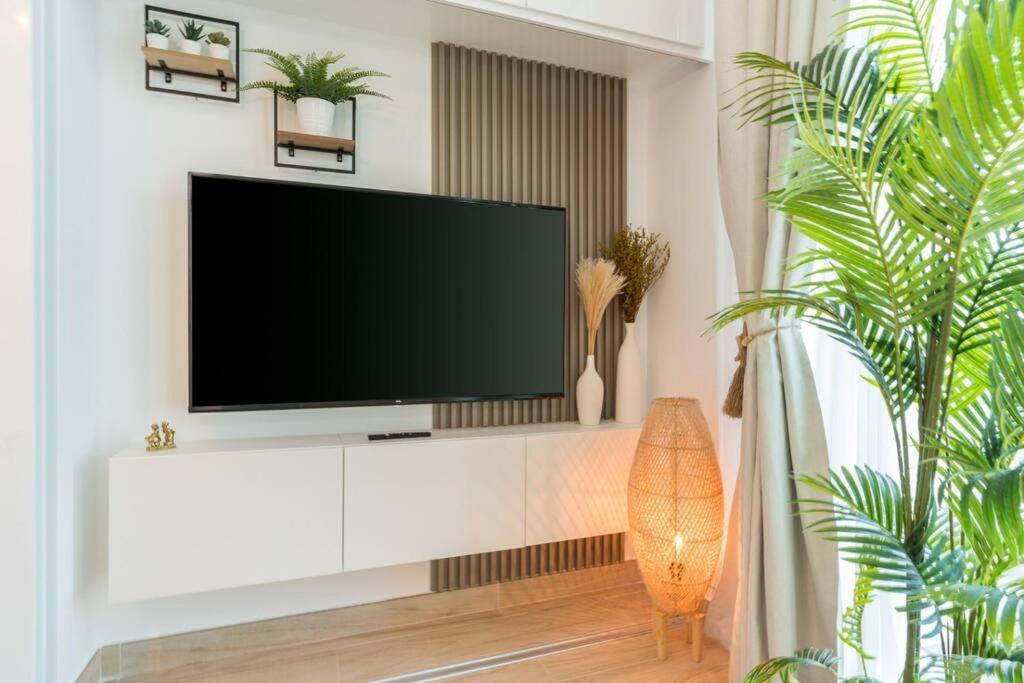 Cosy & Chic One Marina With Balcony & View Appartement