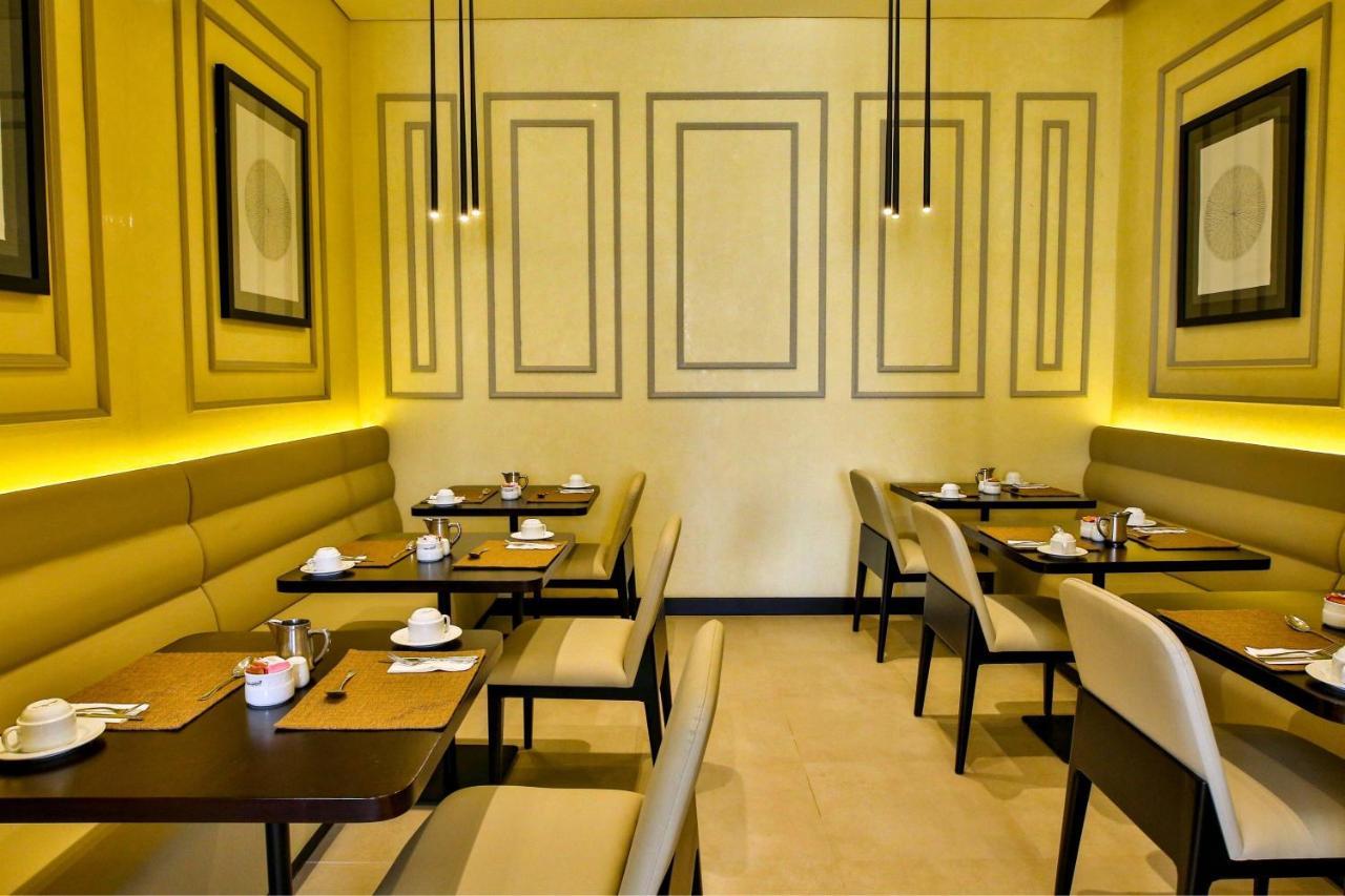 Hotel Four Points By Sheraton Production City,