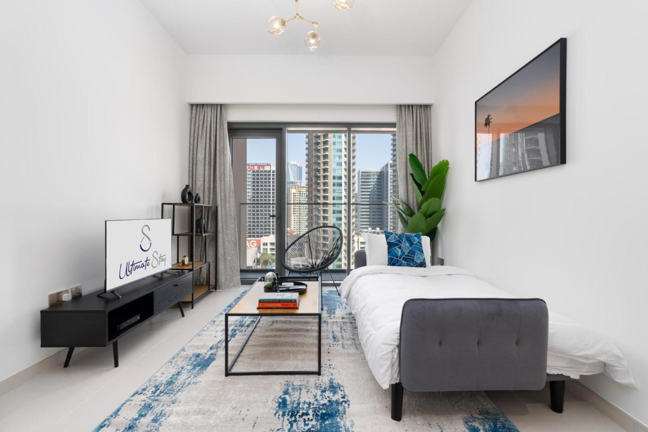 Apartment Ultimate / 5 Min Walk From Mall / Brand New / Downtown *