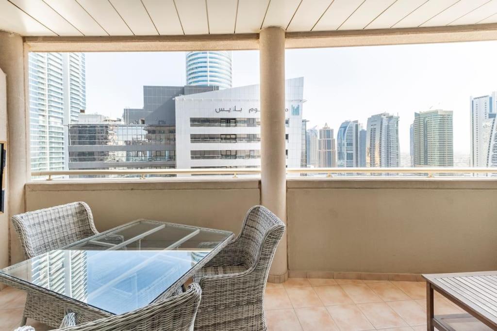 Apartamento Near & Metro Dubai