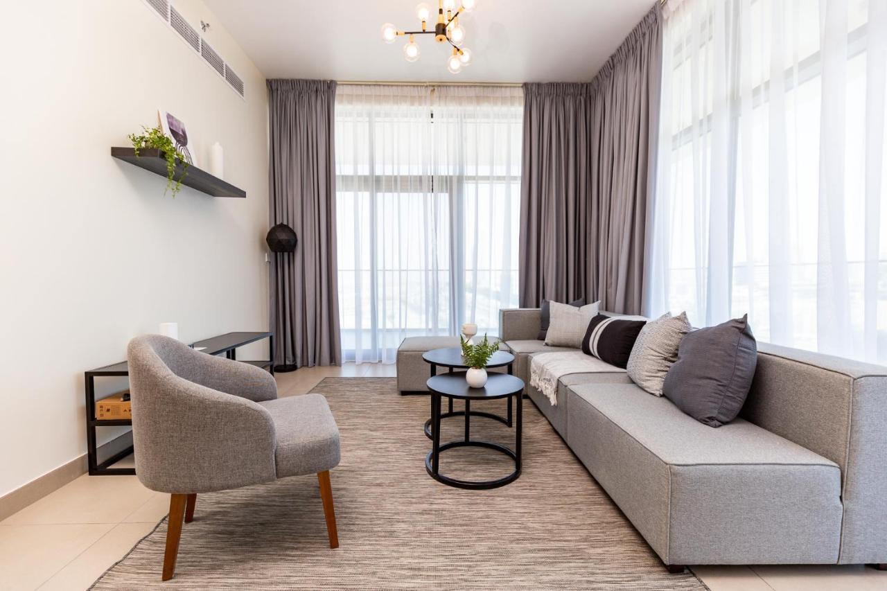 Amazing Deal! Stunning 3br With Huge Terrace - Jvt Apartemen *
