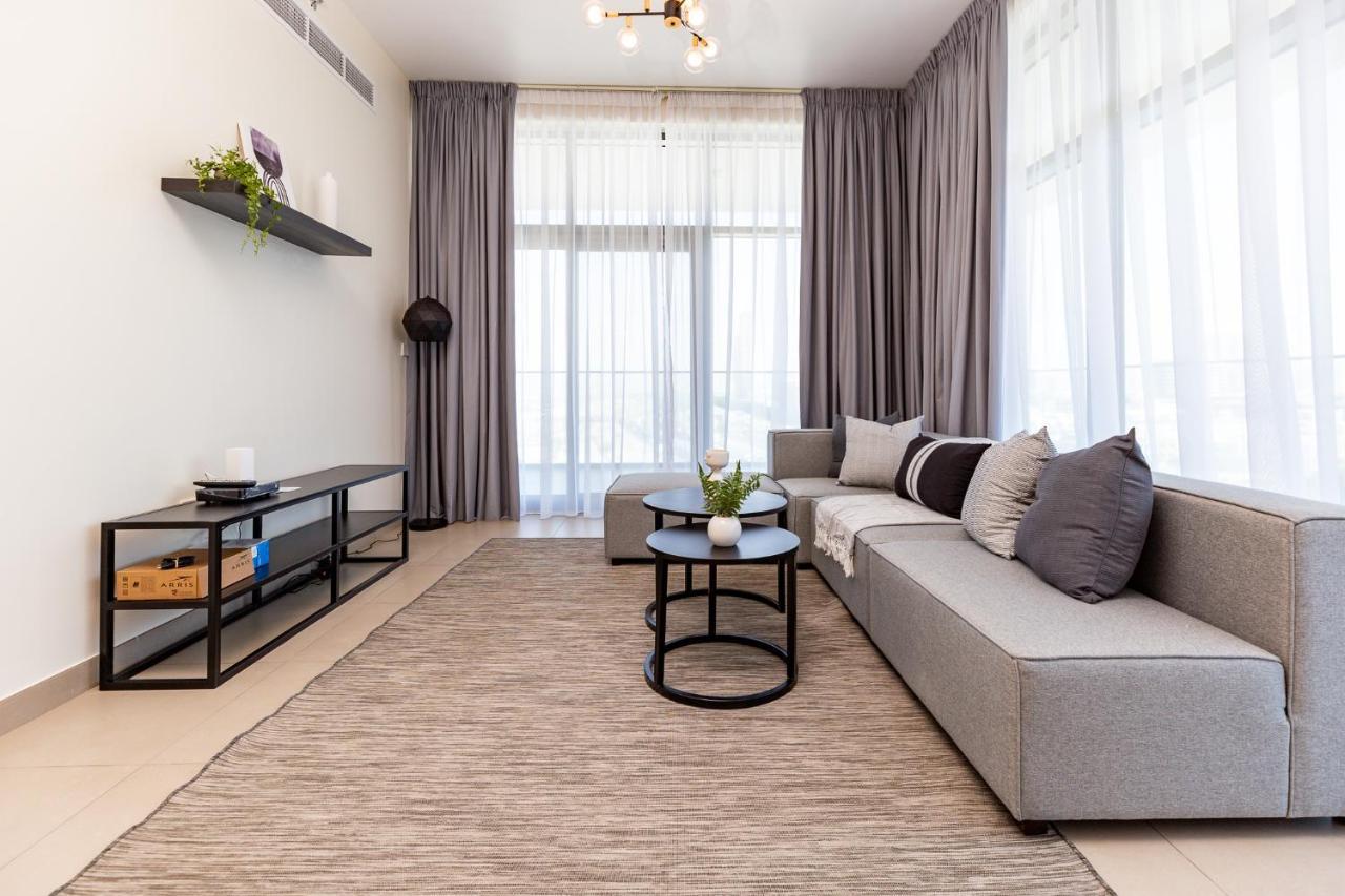 Apartemen Amazing Deal! Stunning 3br With Huge Terrace - Jvt *