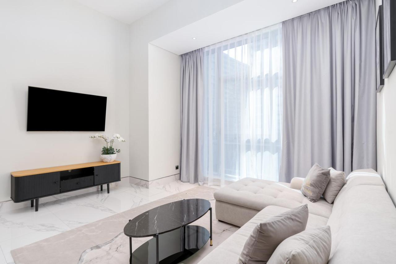 Apartment J One Tower Luxury From Estate Dubai
