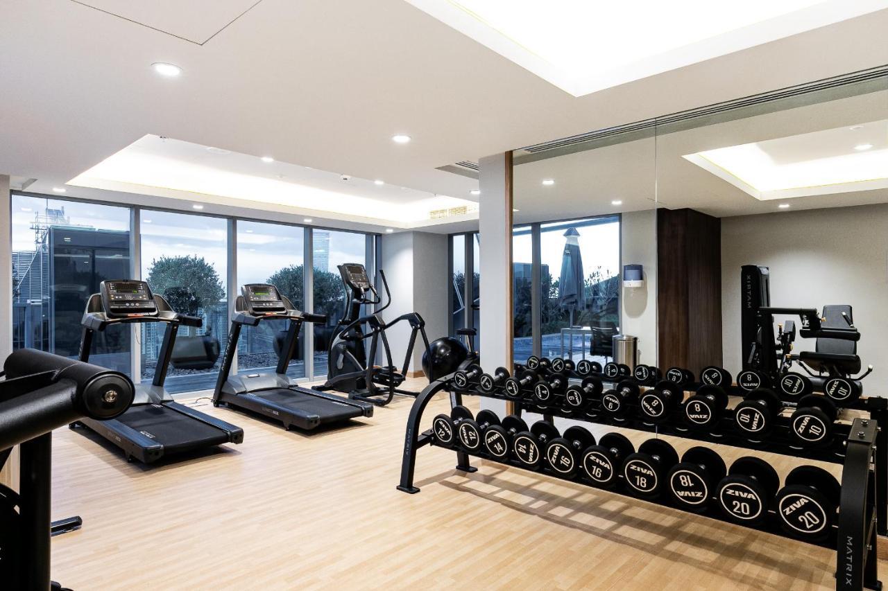 J One Tower Luxury From Estate Apartment