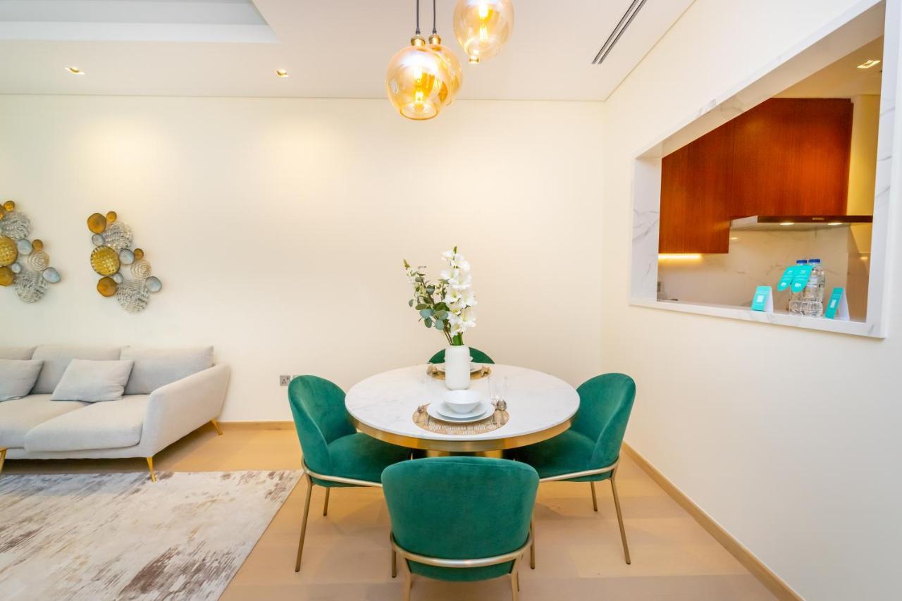 Fam Living - Rp Heights - 3 Mins Walk To Burj Khalifa & Mall Downtown Appartamento Dubai