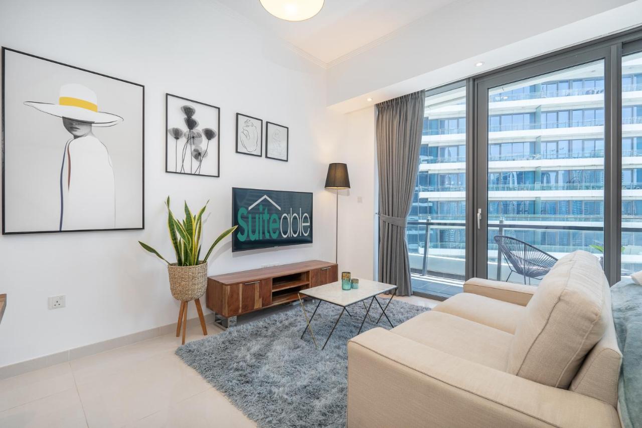 Prime Stylish With Marina Views *