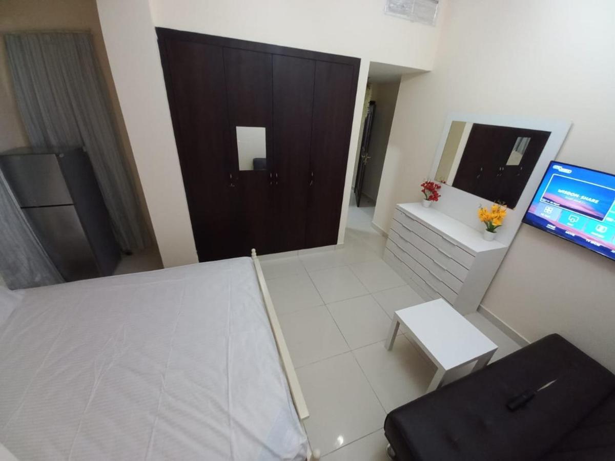 Low-priced Budget For Rent Near Dafza Habitación en casa particular