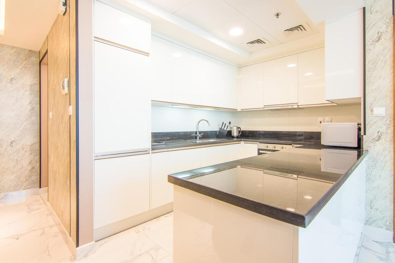 Stunning 1br Al Habtoor -meera Tower 1108 Dubaï