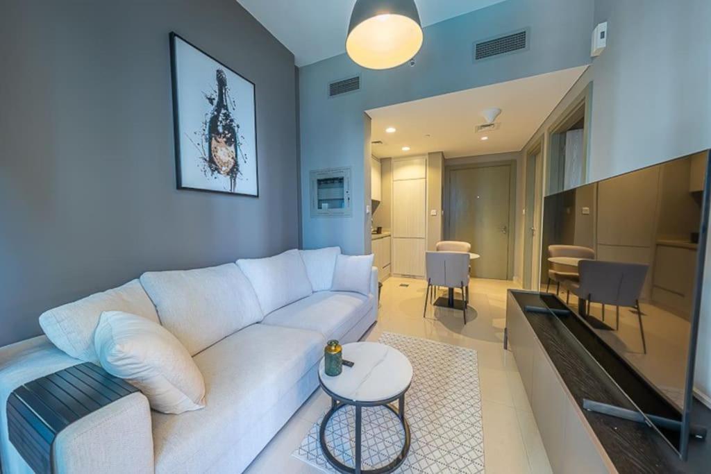 Damac Zada Tower Downtown Modernes Im Zentrum Dubai