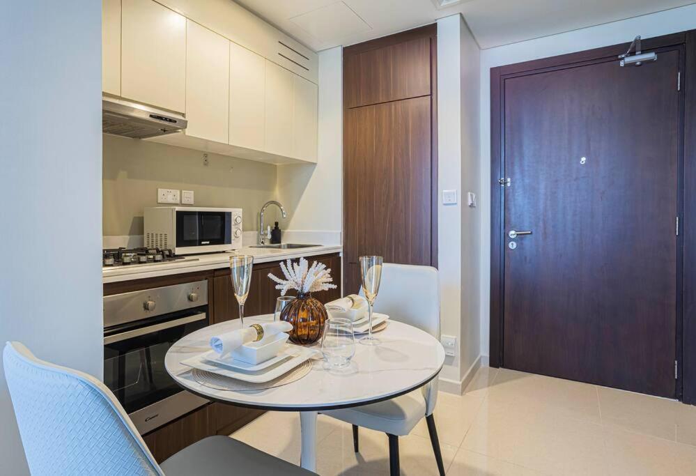 Appartement Axinite - Brand New! Warm Cozy 1 Bed High Floor Downtown Canal View